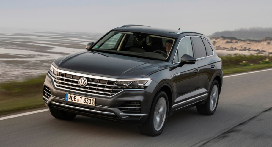 フォルクスワーゲントゥアレグの日本発売は？新型の価格やサイズまとめ